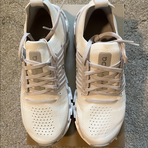 NWT On Cloud Cloudswift 3 - Picture 3 of 4